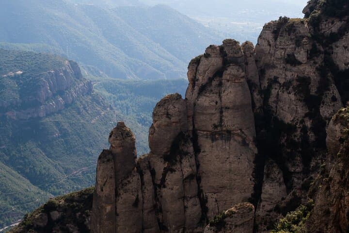 Montserrat Small Group Tour Basilica Moreneta with Transfer