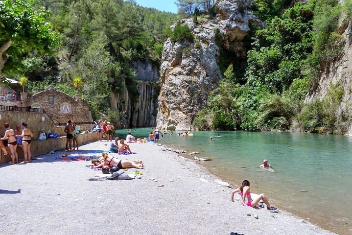 Montanejos Thermal Pools & Waterfall from Valencia