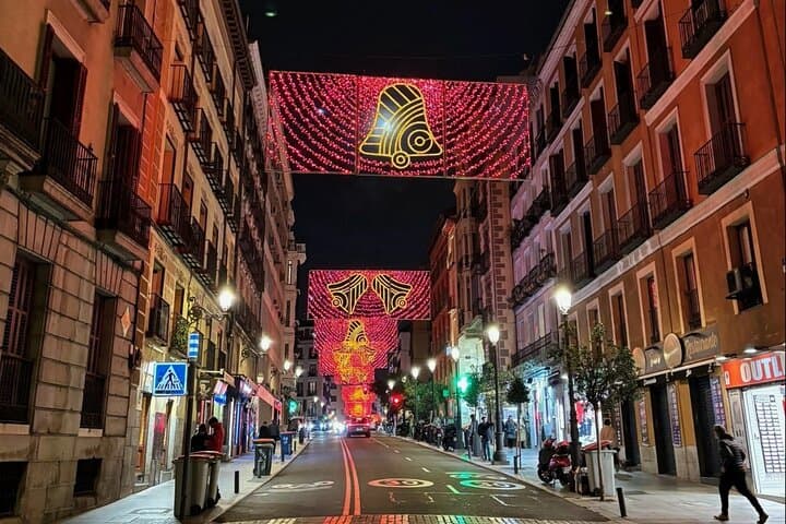 Madrid Private Tour with Tuk Tuk Activities