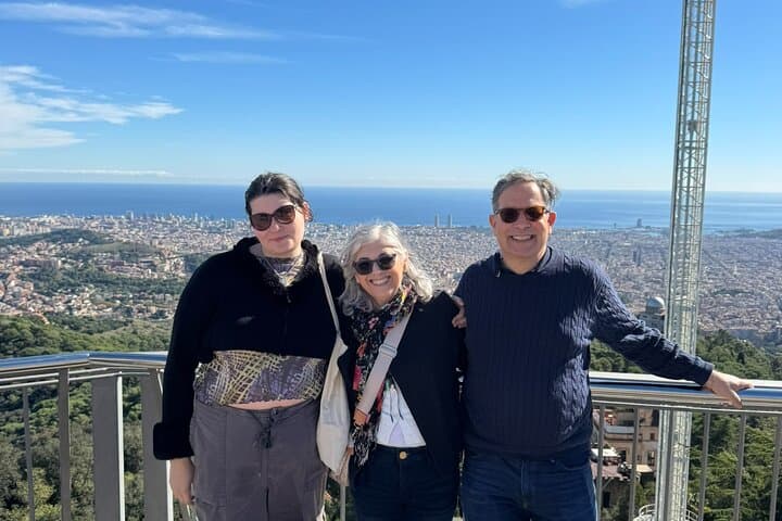 Skyline Views & Catalan Delicacies - Private tour