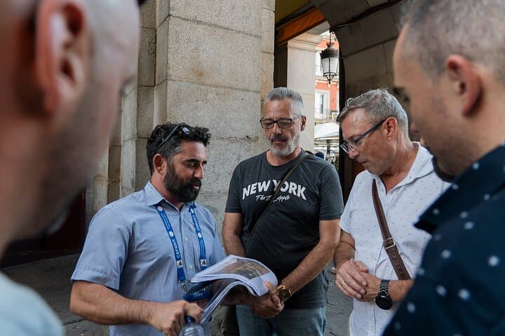 Madrid Tapas, Sangria & Wine Tasting Small Group Walking Tour