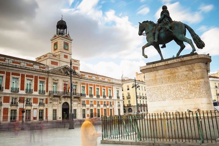 Madrid Private Walking Tour with a Local