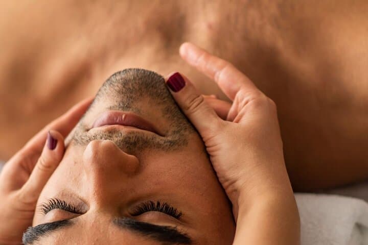 Moisturizing Facial Cleansing Experience in Madrid