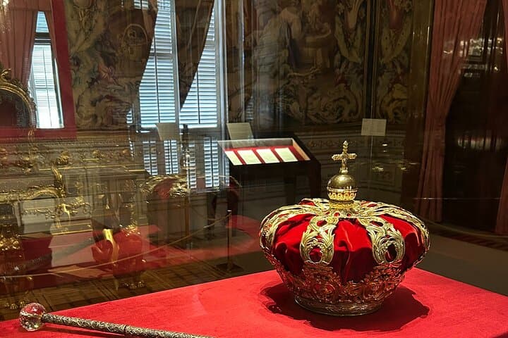 Royal Palace Private tour Tickets included
