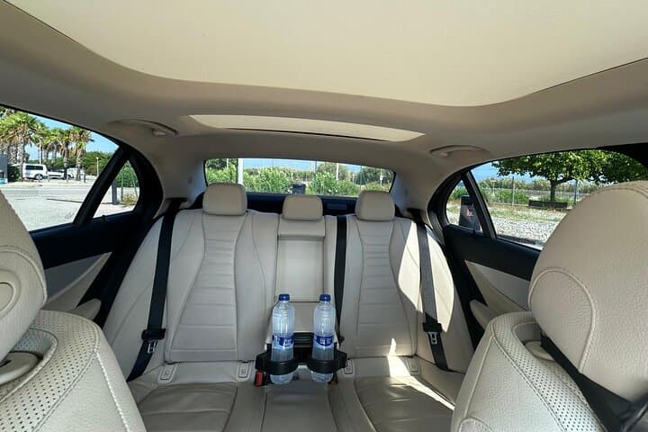 Private Barcelona Airport–City Transfer E-Class, V-Class, Minibus