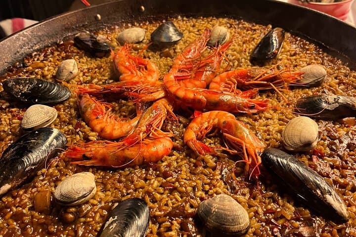 Fish paella