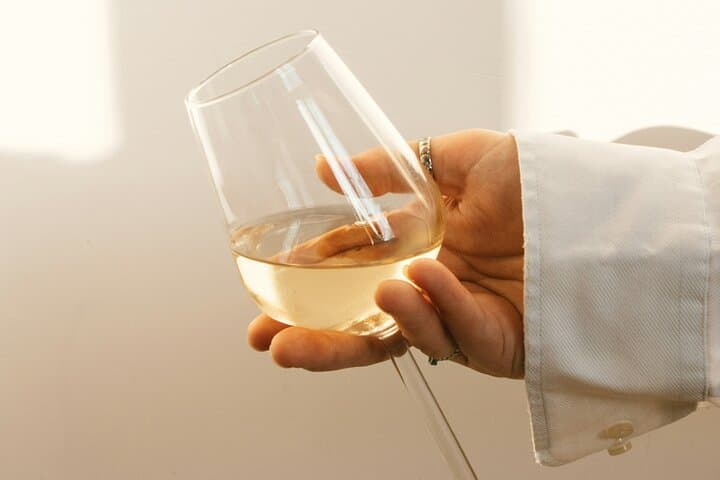 Valencia Benimaclet Tour with Gourmet Conservas and Wine Tasting