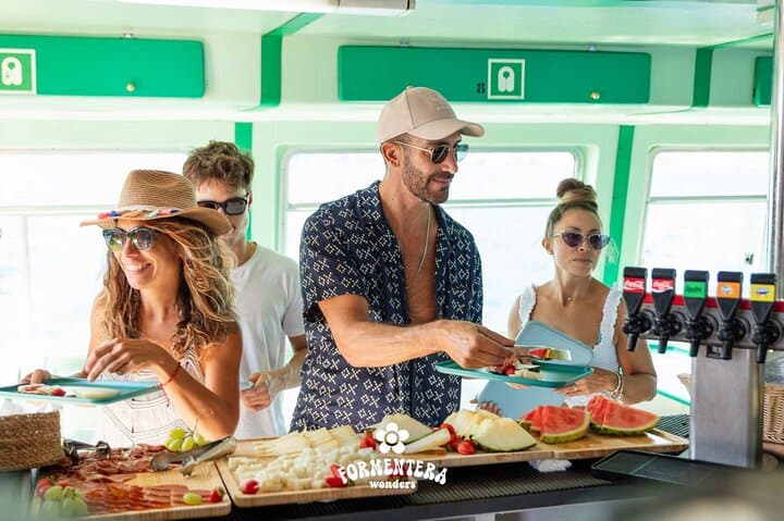 Ibiza: Formentera Boat Trip with Open Bar, Paella & Sunset Party