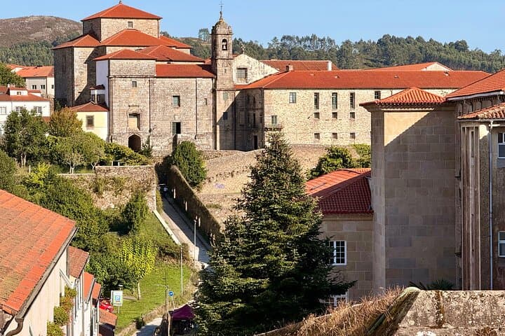 Santiago de Compostela Historic Walking Tour in Small Group
