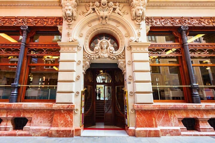 Hello Murcia: Private 2-Hour Intro City Walk with Local Guide