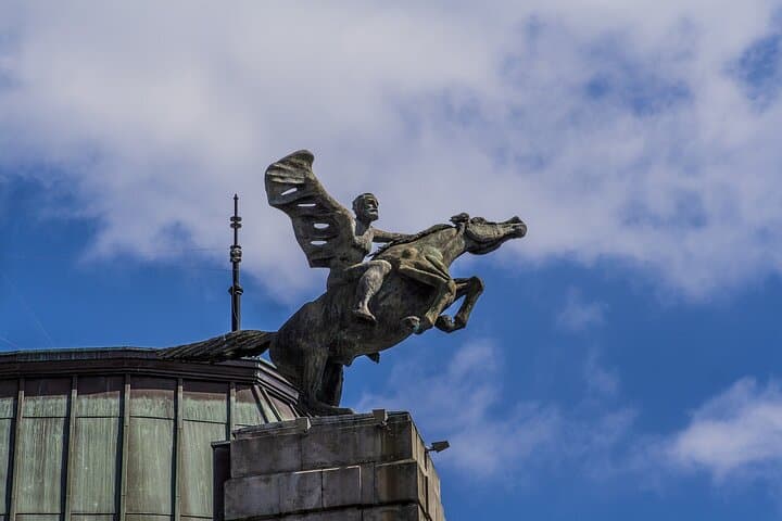 Vigo Heritage - Maritime History, Iconic Streets & Local Cuisine
