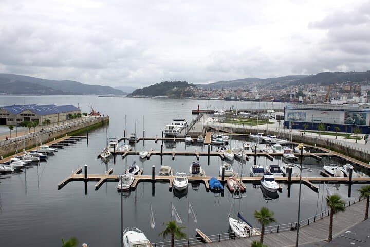 Vigo Heritage - Maritime History, Iconic Streets & Local Cuisine
