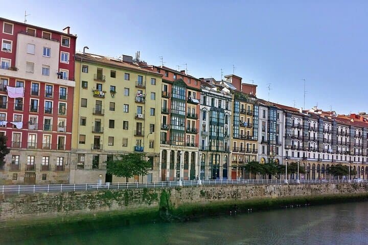 Bilbao Walking Tour: Explore Top Sights & Hidden Gems