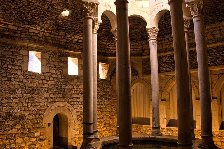 Girona Historical Guided All Inclusive small group from Barcelona