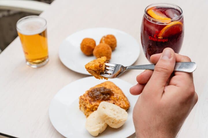 Gourmet Tapas and Wine Tour in Santa Cruz de Tenerife