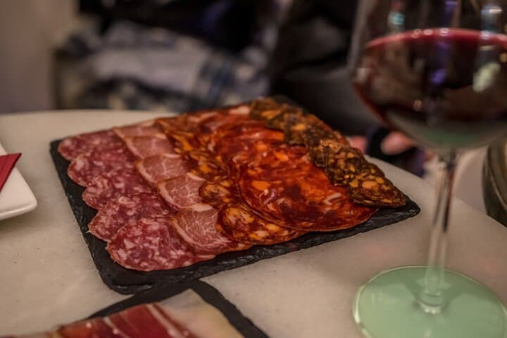 Eat Like a Local in Barcelona: Tapas, Wine & Tradition