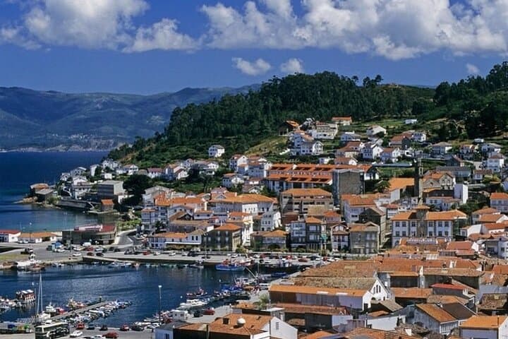 Private One Day Tour to Finisterre Muxia and Costa da Morte