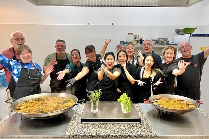 Real Paella Cooking Class – Market Visit & Sangría Workshop