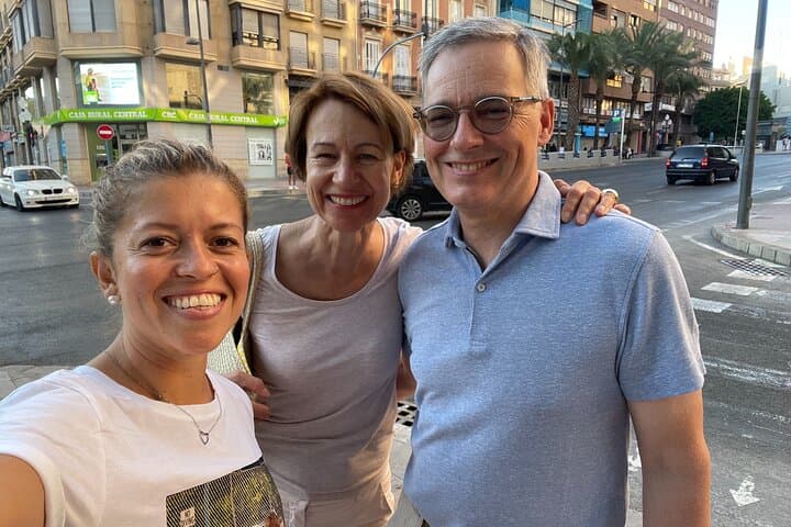 Alicante Private Walking Tour with a Local