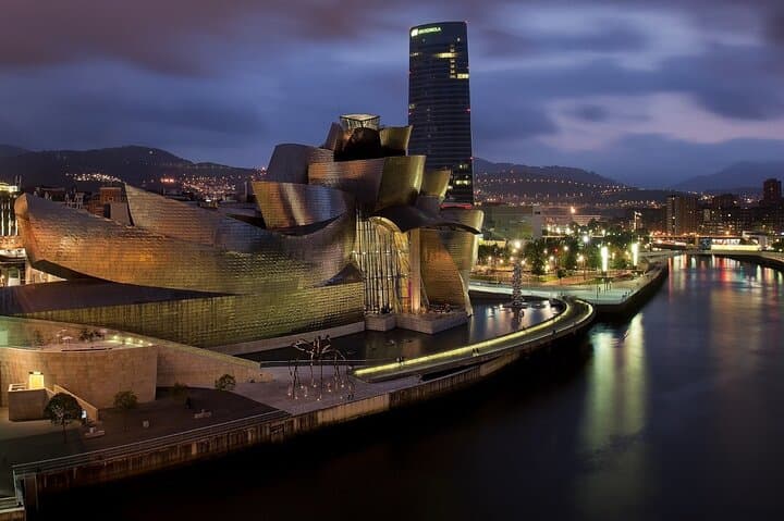 Guggenheim Bilbao Museum Private Tour