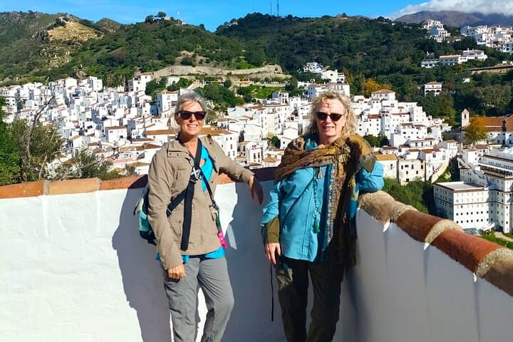 Private Guided Tour of Casares: Explore Andalusia's White Village