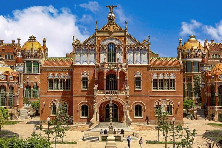 Barcelona Murder Mystery: Self-Guided Detective Walk