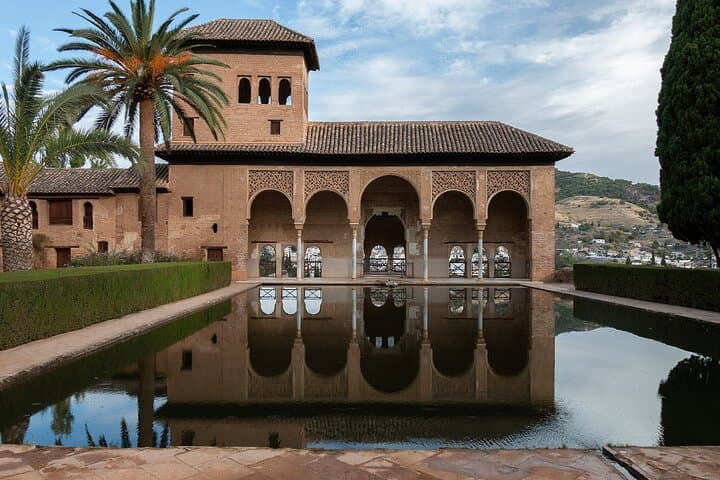 Jewish Heritage Walking Tour of Granada