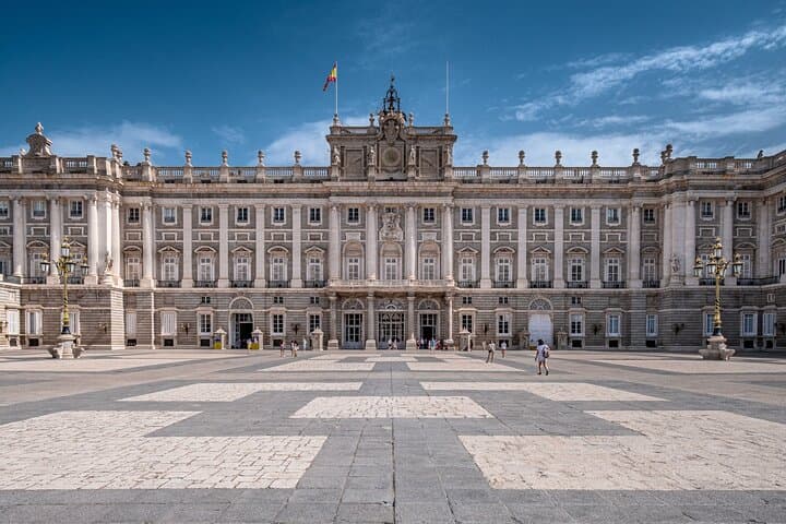 Madrid Family Friendly Old Town and Wax Museum Private Tour