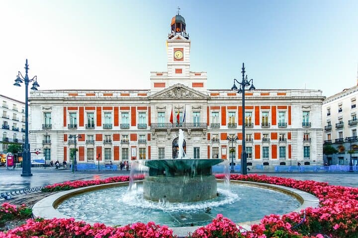 Madrid Family Friendly Old Town and Wax Museum Private Tour