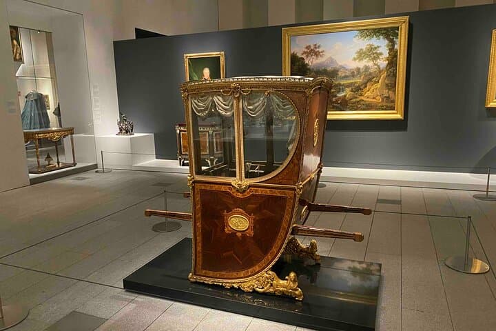 English Private Tour of the Royal Collections Gallery