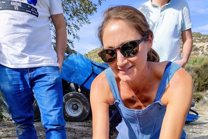 Olive Oil Farm Tour, Tasting & Picnic in Alicante