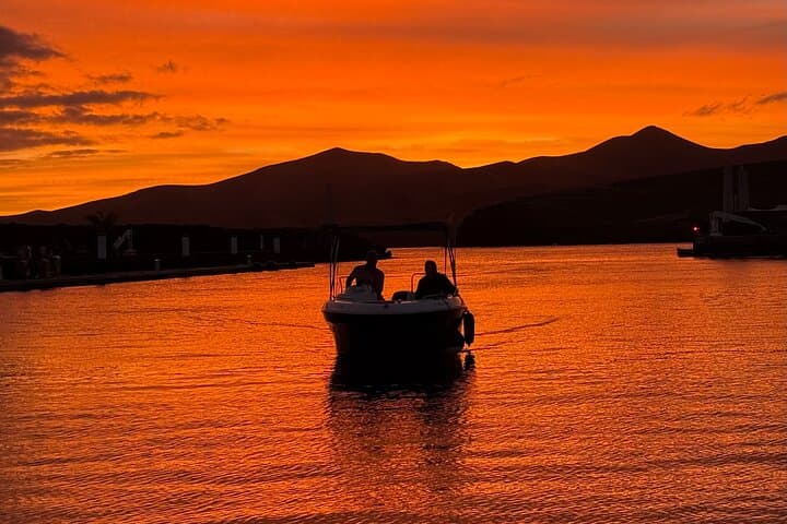 LANZAROTE : Papagayo with NAVIGATION LICENSE (QUICKSILVER 580)