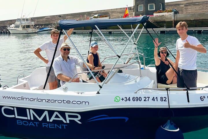 LANZAROTE : Papagayo with NAVIGATION LICENSE (QUICKSILVER 580)