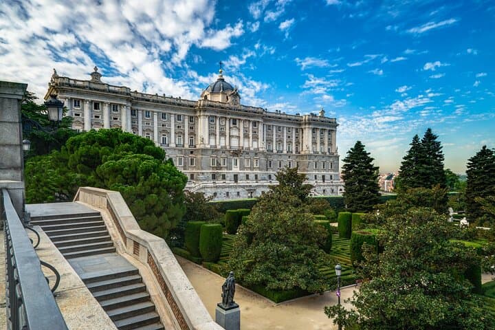 Royal Palace Madrid Private Tour with Skip-the-Line Tickets