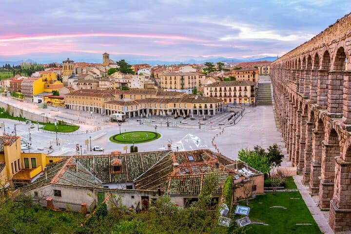 Madrid to Segovia Cathedral and Old Town Private Car Trip