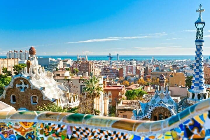 Barcelona Highlights Tour Park Güell and Gothic Quarter