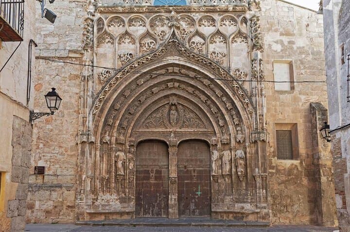 From Valencia Private Requena Town Tour with Wine Cellar Tasting