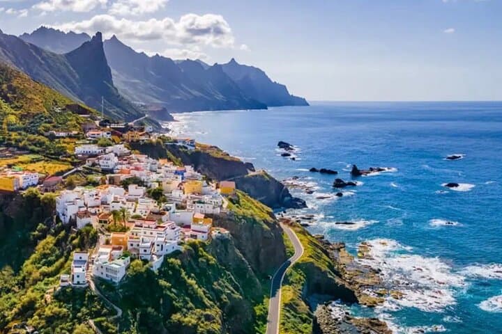 PREMIUM Teneriffe 1 Day Tour by Lux Car with private Guide