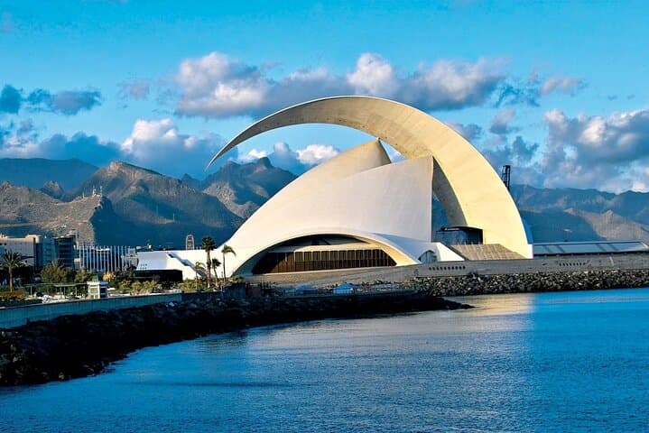 Grand VIP Tour Tenerife with private Guide by Lux car