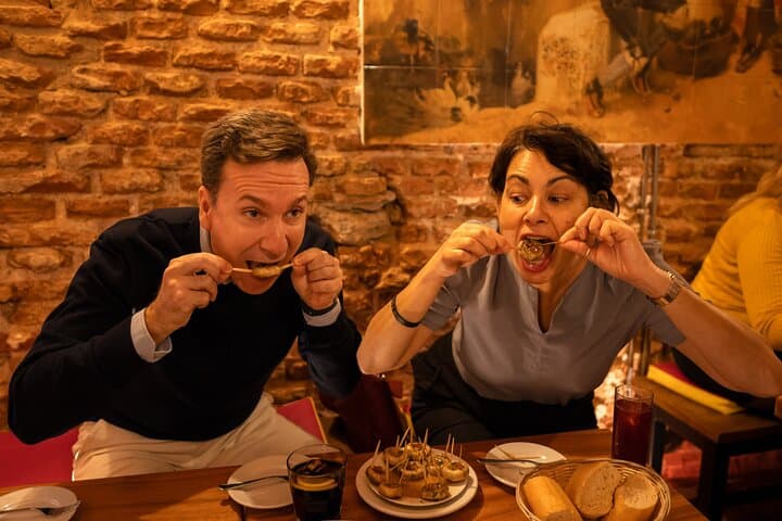 Eating Madrid Food Tour: Tapas, Wine & Local History