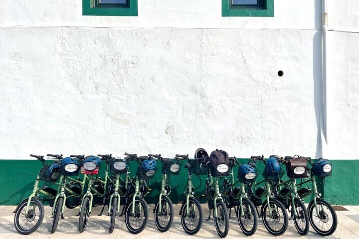 Getxo Seaside E-bike Tour - Puerto Viejo, Old Port