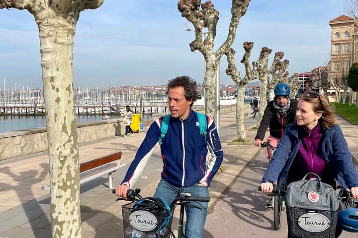 Getxo Seaside E-bike Tour - Getxo