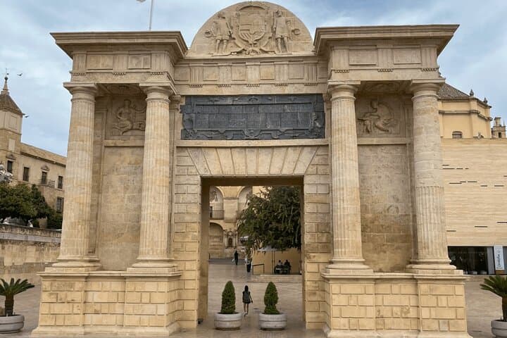 Essential Cordoba : Self-Guided Tour created by local Official Guide