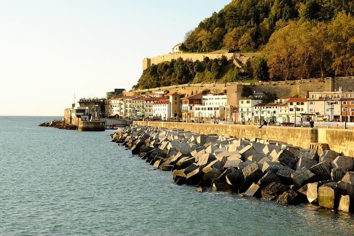 San Sebastian Highlights E Bike Tour