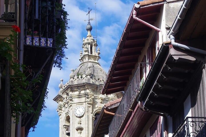 San Sebastian Highlights E Bike Tour