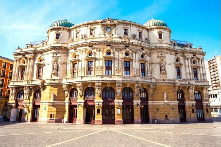 Bilbao Essential : Self-guided tour created by local Official Guide