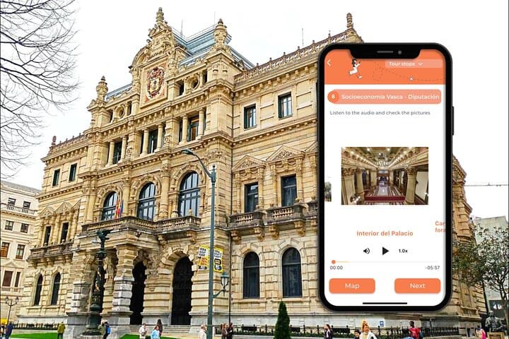 Bilbao Essential : Self-guided tour created by local Official Guide