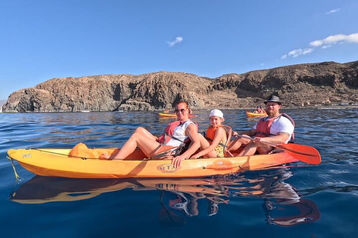 Kayak_tenerife_family