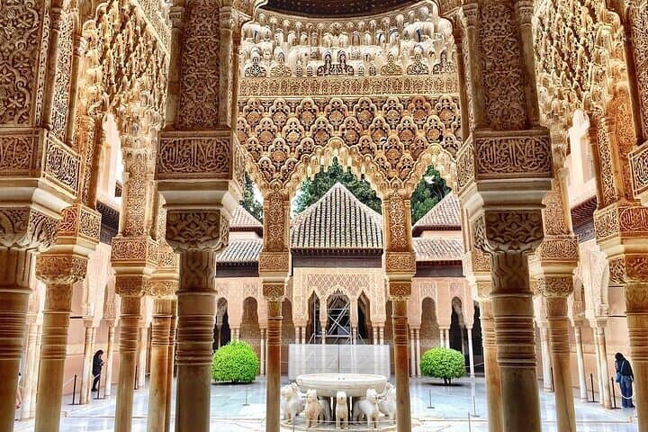 Alhambra and Nasrid Palaces Ticket and Audio Guide