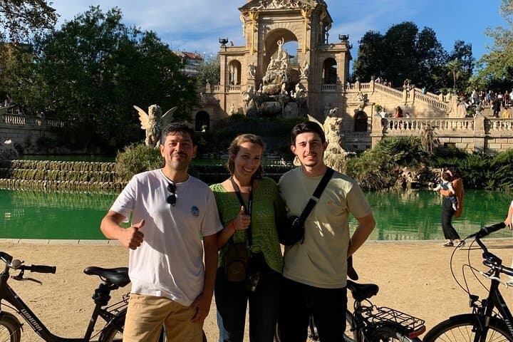 Our guide Leo and a lovely couple from Portugal.